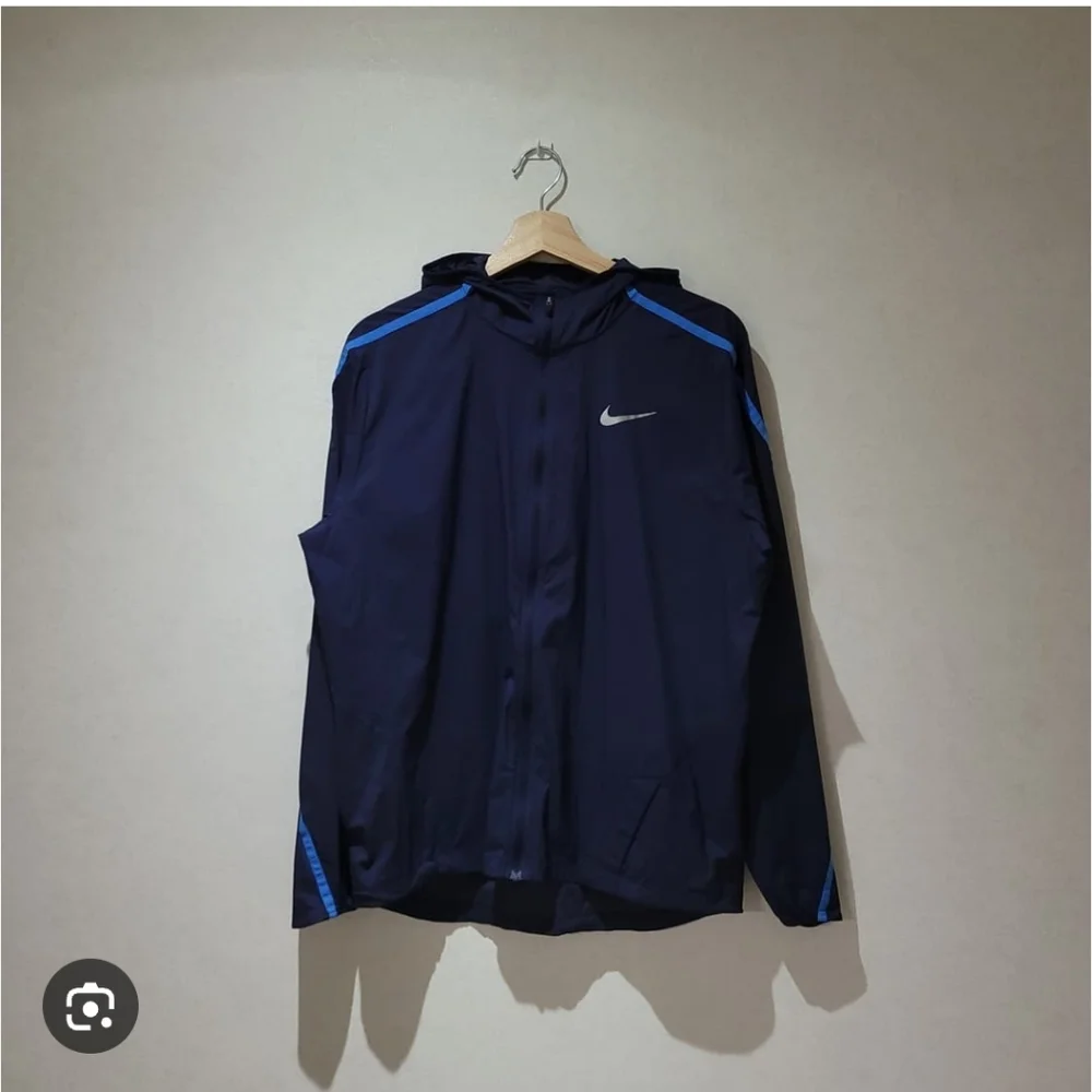 Nike light weight